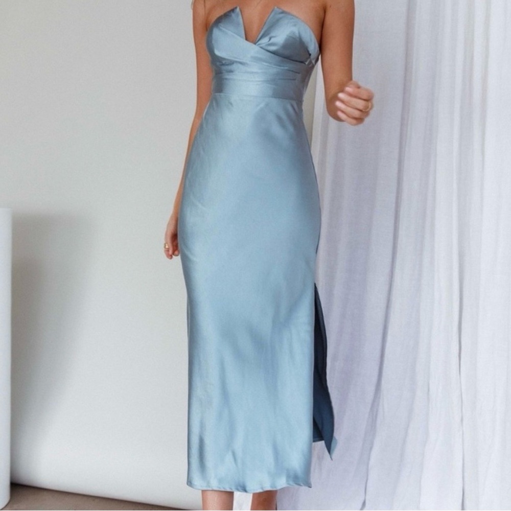 New Selfie Leslie blue satin strapless dress